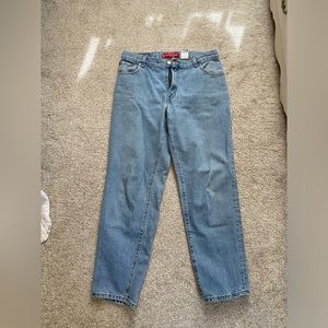 Size 14 womens Levi’s jeans low rise
